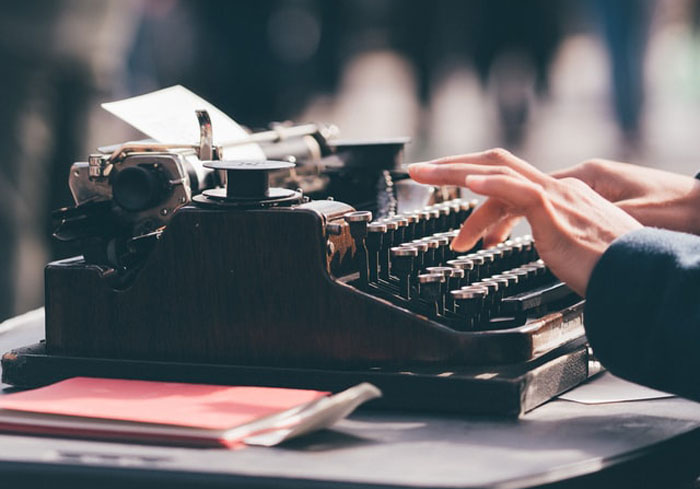 People Are Sharing 30 Things Their Teachers Did That Made Everyone Respect Them Or Had Quite The Opposite Effect