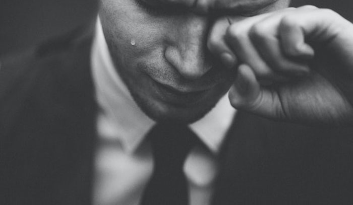 Straight Guys Are Sharing 30 Everyday Things They Secretly Do That Society Calls "Gay"