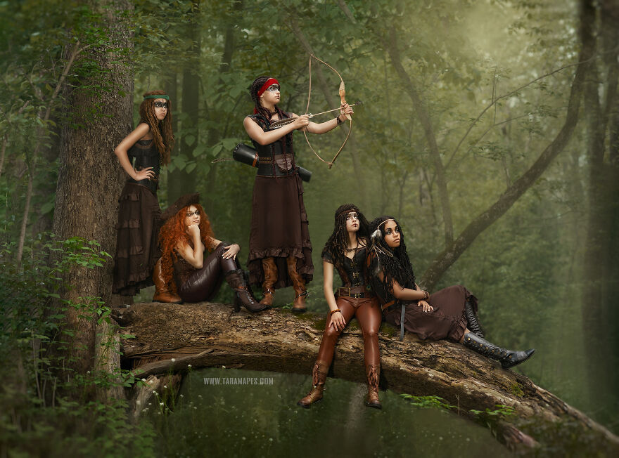 The Lost Girls (19 Pics)