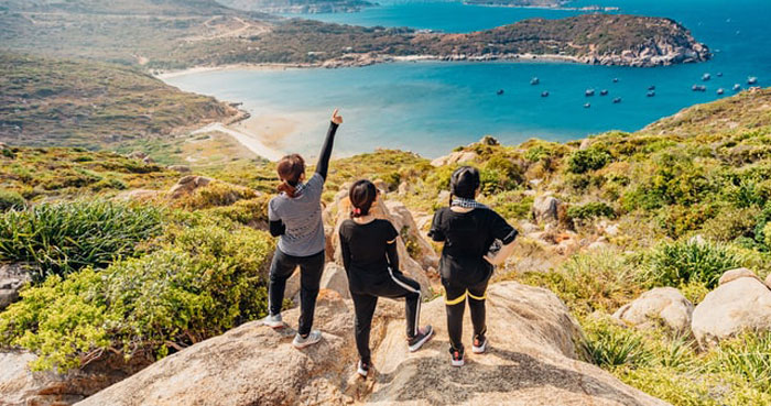 People Are Sharing 30 Things Their Teachers Did That Made Everyone Respect Them Or Had Quite The Opposite Effect