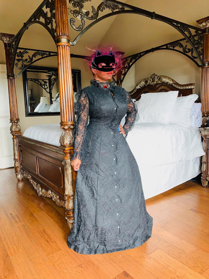 Y’all… I Finally Found My Dream Gown Vintage Mike Benet Formals Paid $16 Salvation Army Kerrville, Tx