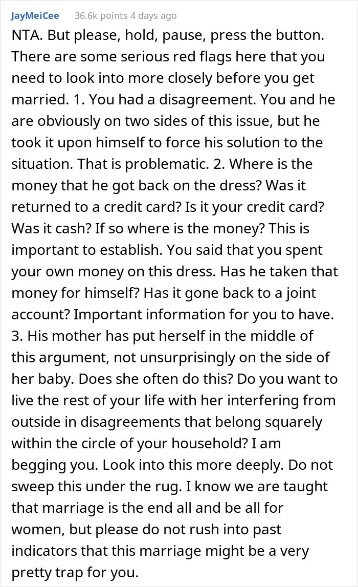“He Told Me I Should Grow Up”: Man Returns His Future Wife’s Dream Wedding Dress Unbeknownst To Her Because It “Was Wasting Money” “He Told Me I Should Grow Up”: Man Returns His Future Wife’s Dream Wedding Dress Unbeknownst To Her Because It “Was Wasting Money”