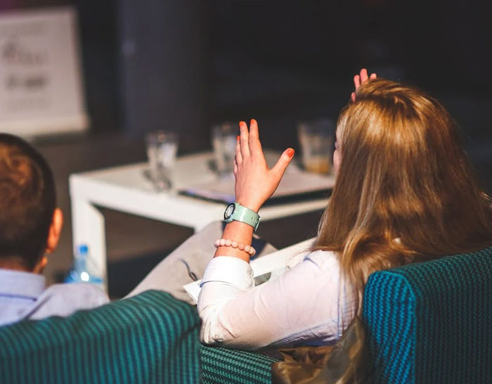 “He Told Me I Should Grow Up”: Man Returns His Future Wife’s Dream Wedding Dress Unbeknownst To Her Because It “Was Wasting Money” “He Told Me I Should Grow Up”: Man Returns His Future Wife’s Dream Wedding Dress Unbeknownst To Her Because It “Was Wasting Money”