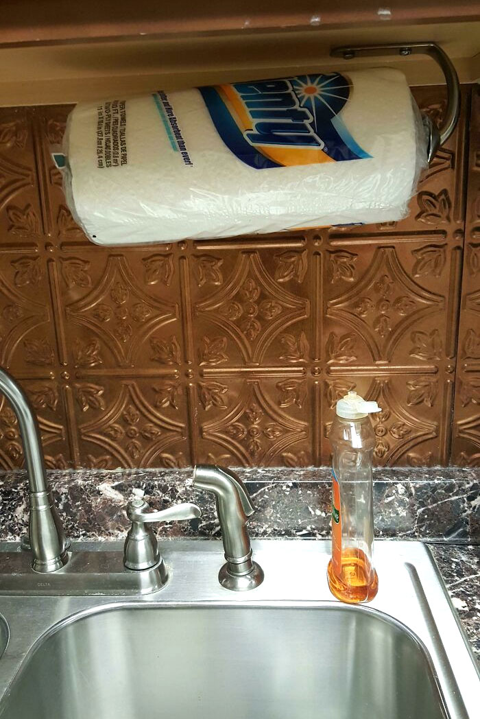 Found In The Break Room At Work. How Can You Be This Lazy?