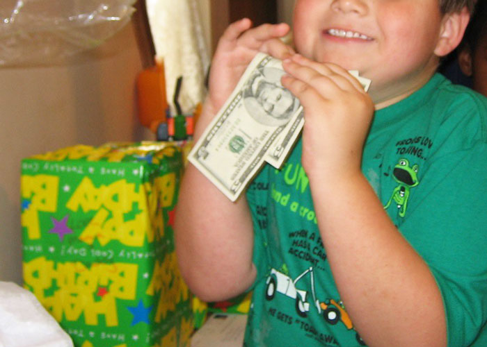 Someone Asks A Question “What Piece Of Media Is Just Straight Up Propaganda?”, Gets Responses From 30 Folks Online