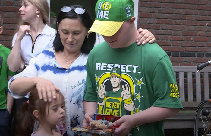 Mother Promised Her Nonverbal Son A Meeting With John Cena If They Left Ukraine, Now John Has Made Her Promise Come True Mother Promised Her Nonverbal Son A Meeting With John Cena If They Left Ukraine, Now John Has Made Her Promise Come True