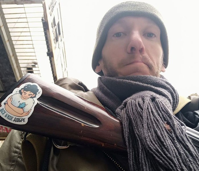 Ukrainian LGBTQ+ Couple Join Their Country's Defense Force To Fight Against Russia And The Stigma Of Gay Soldiers Ukrainian LGBTQ+ Couple Join Their Country's Defense Force To Fight Against Russia And The Stigma Of Gay Soldiers