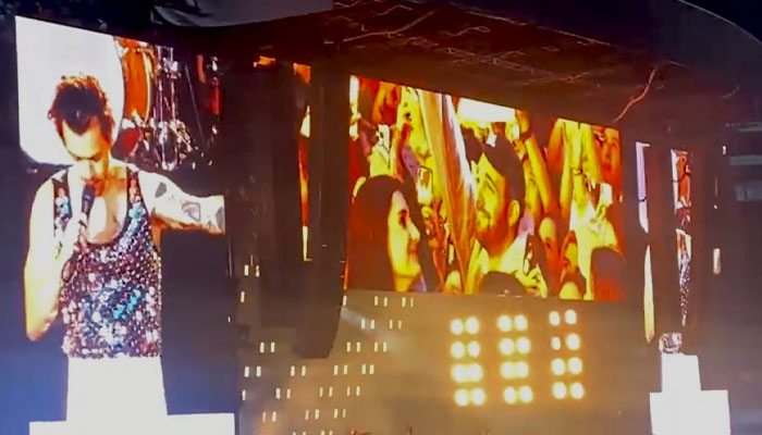 &ldquo;You're Officially Gay, My Boy&rdquo;: Harry Styles Helps A Fan Come Out At Wembley Concert