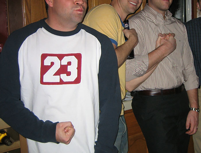 Husband Plans To Leave 33-Week High-Risk Pregnant Wife And A Toddler Alone For A Trip To Another Continent, Wife Wonders If She's Wrong To Be Upset About It