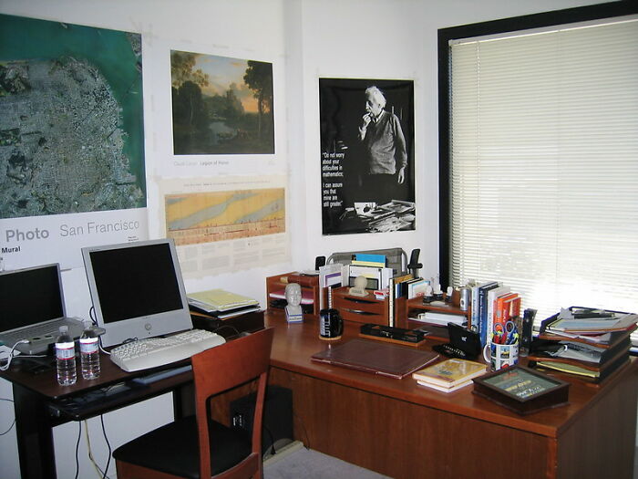 30 Bizarre Situations Women Found Themselves In Because Of Their “Baby Faces”, As Shared In This Online Community