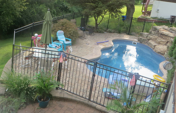 &ldquo;I Literally Left Work Right Then And Went Home&rdquo;: Wife Goes Ballistic On 16-Months Jobless Husband And His Buddies Who Commandeered The Family Pool