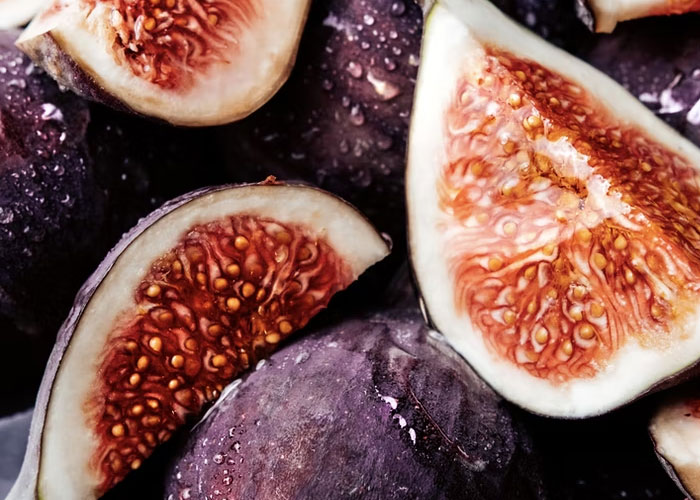 30 Unbelievably Strange Encounters With Random Strangers That These People Just Can't Forget About