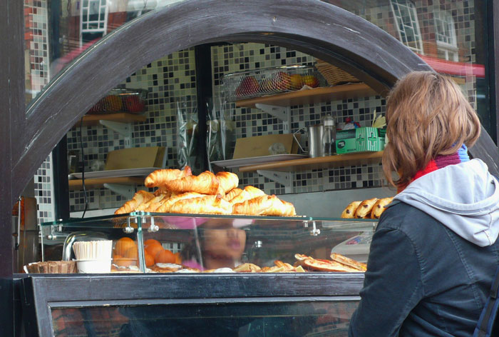 Karen Wants Limited Edition Muffins That Are Out Of Stock, Manager Tells Employee To &ldquo;Not Come Back&rdquo; Until The Muffins Are Found, Employee Complies Maliciously