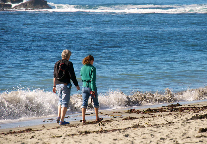 Woman Considering Leaving Boyfriend Of 5 Years Because He Won&rsquo;t Stop Making Pringles Joke For Over 3 Months Now