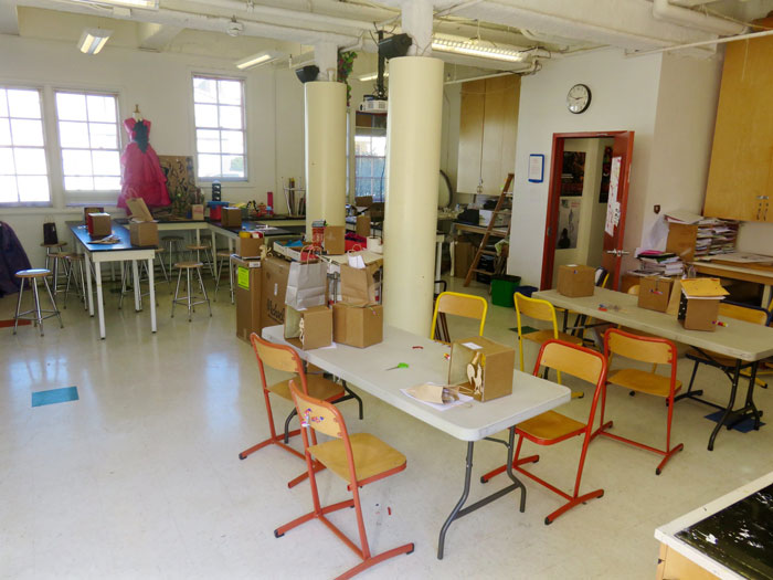 "Weaponizing My Femininity": 15 Y.O. Girl Gets Called A Jerk For Throwing A Tantrum After Getting Regularly Harassed At School