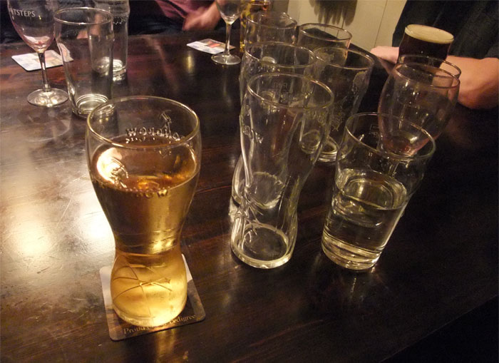 Folks In This Online Group Shared 26 Habits They Picked Up From Working At A Lousy Job