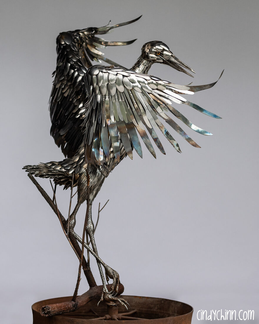 I Made A Life-Size Crane Sculpture Out Of Used Cutlery! I Made A Life-Size Crane Sculpture Out Of Used Cutlery!