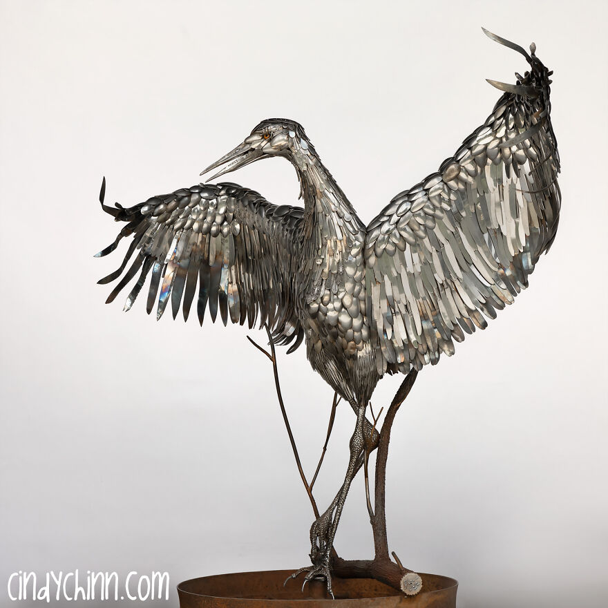 I Made A Life-Size Crane Sculpture Out Of Used Cutlery! I Made A Life-Size Crane Sculpture Out Of Used Cutlery!