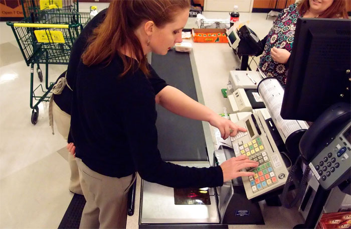 Folks In This Online Group Shared 26 Habits They Picked Up From Working At A Lousy Job