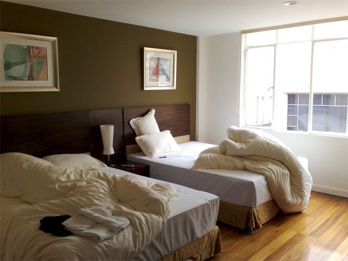 Folks In This Online Group Shared 26 Habits They Picked Up From Working At A Lousy Job