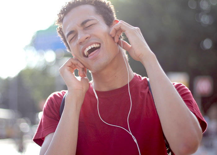 30 Unbelievably Strange Encounters With Random Strangers That These People Just Can't Forget About