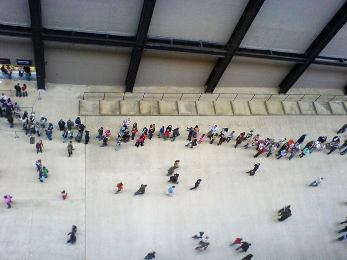 Karen Wants Limited Edition Muffins That Are Out Of Stock, Manager Tells Employee To &ldquo;Not Come Back&rdquo; Until The Muffins Are Found, Employee Complies Maliciously