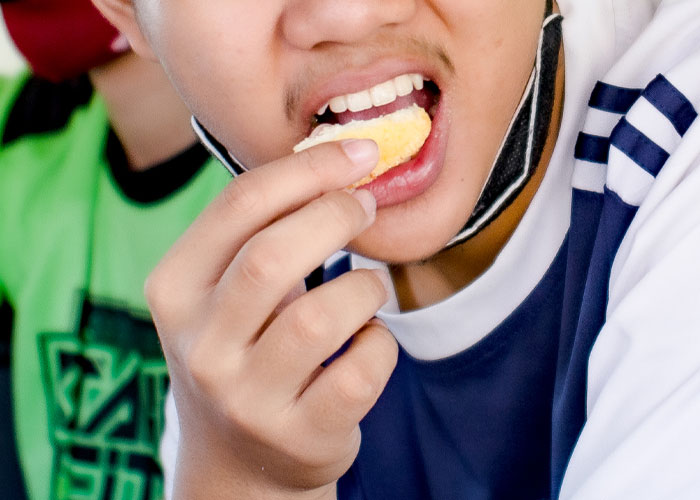 30 Unbelievably Strange Encounters With Random Strangers That These People Just Can't Forget About