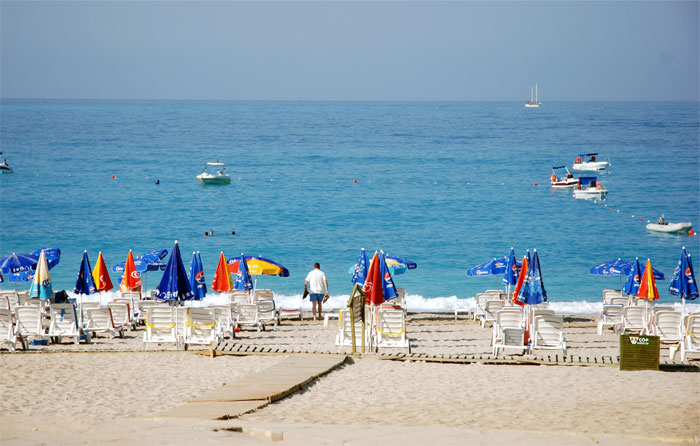 Here Are 30 Of The Most Humiliating Ways People Ever Got Fired, As Shared By Folks In This Online Group