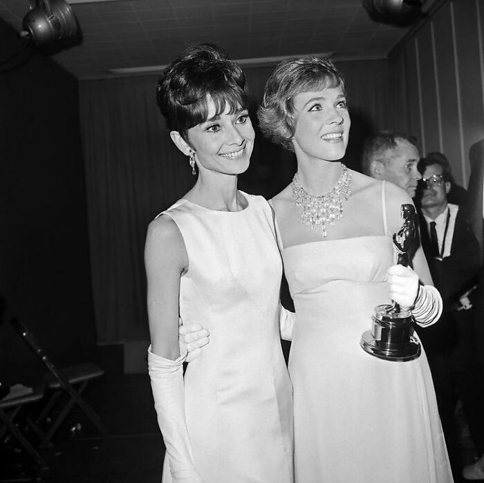 Audrey Hepburn And Julie Andrews At The Academy Awards, 1964