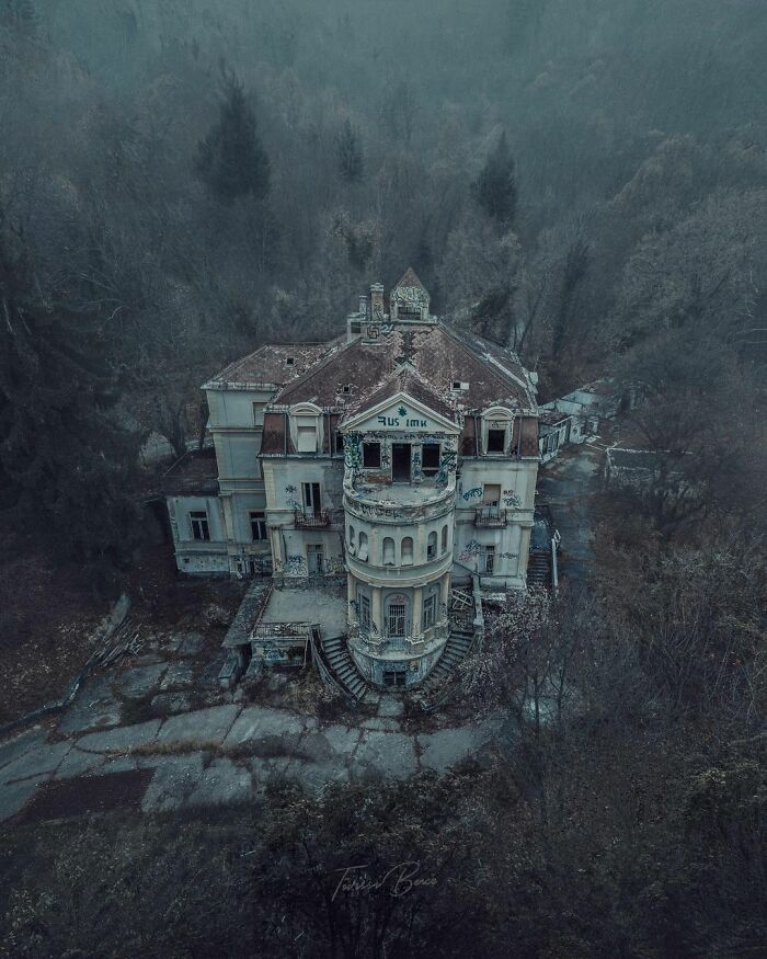 Abandoned Psychiatry, Hungary In The First Half Of The 1900s, It Was One Of The Most Successful Sanatoriums, Mainly For Children With Lung Disease
