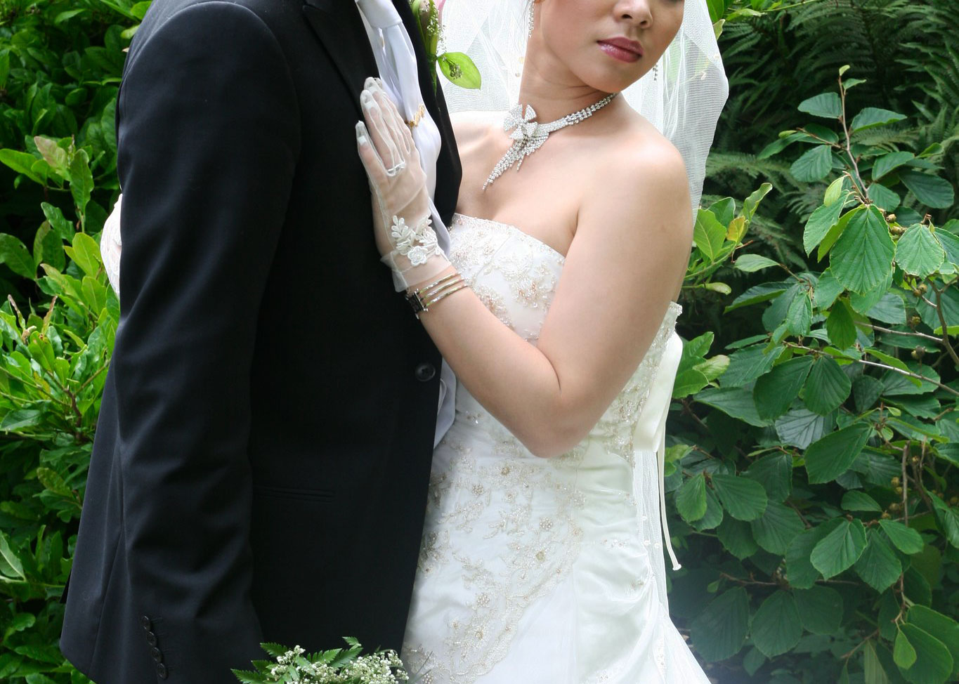 Pregnant Fianc&eacute;e Confused After Her Future Husband's Best Friend Suggests He Take A Paternity Test