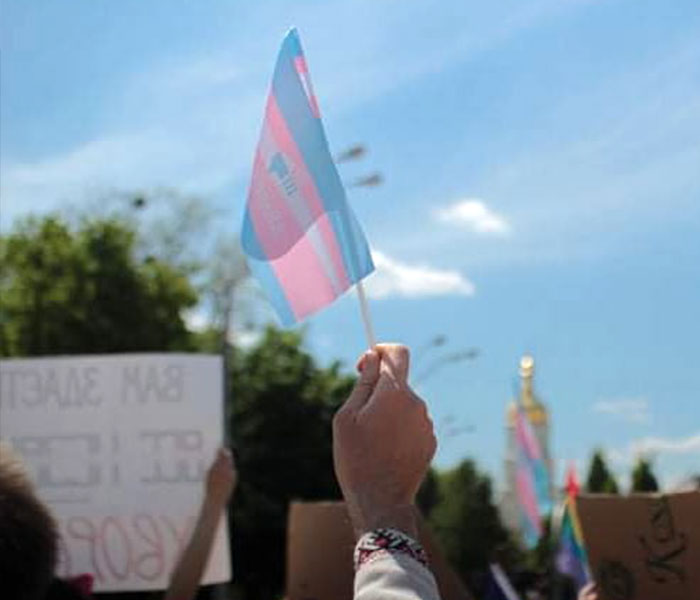 Ukrainian LGBTQ+ Couple Join Their Country's Defense Force To Fight Against Russia And The Stigma Of Gay Soldiers Ukrainian LGBTQ+ Couple Join Their Country's Defense Force To Fight Against Russia And The Stigma Of Gay Soldiers