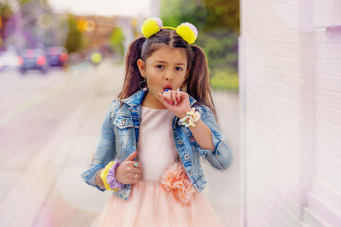 I Love Chasing Kids And Capturing Raw Emotions (12 Pics)