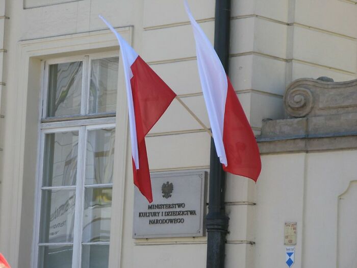 25 Cosas que nunca deberías hacer al visitar estos países, compartidas en esta comunidad online