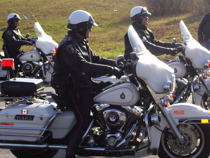 30 Instances Friendships Ended Because Folks Realized Their Friends Weren’t Actually Their Friends