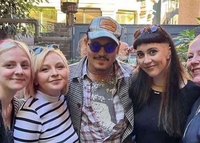 &ldquo;The Soundest Bloke Ever&rdquo;: Johnny Depp Enjoys Fish And Chips At Local Newcastle Pub Whilst Awaiting Trial Verdict