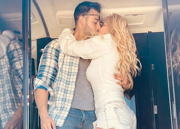 Britney Spears Marries Sam Asghari In Beautiful Intimate Ceremony Britney Spears Marries Sam Asghari In Beautiful Intimate Ceremony
