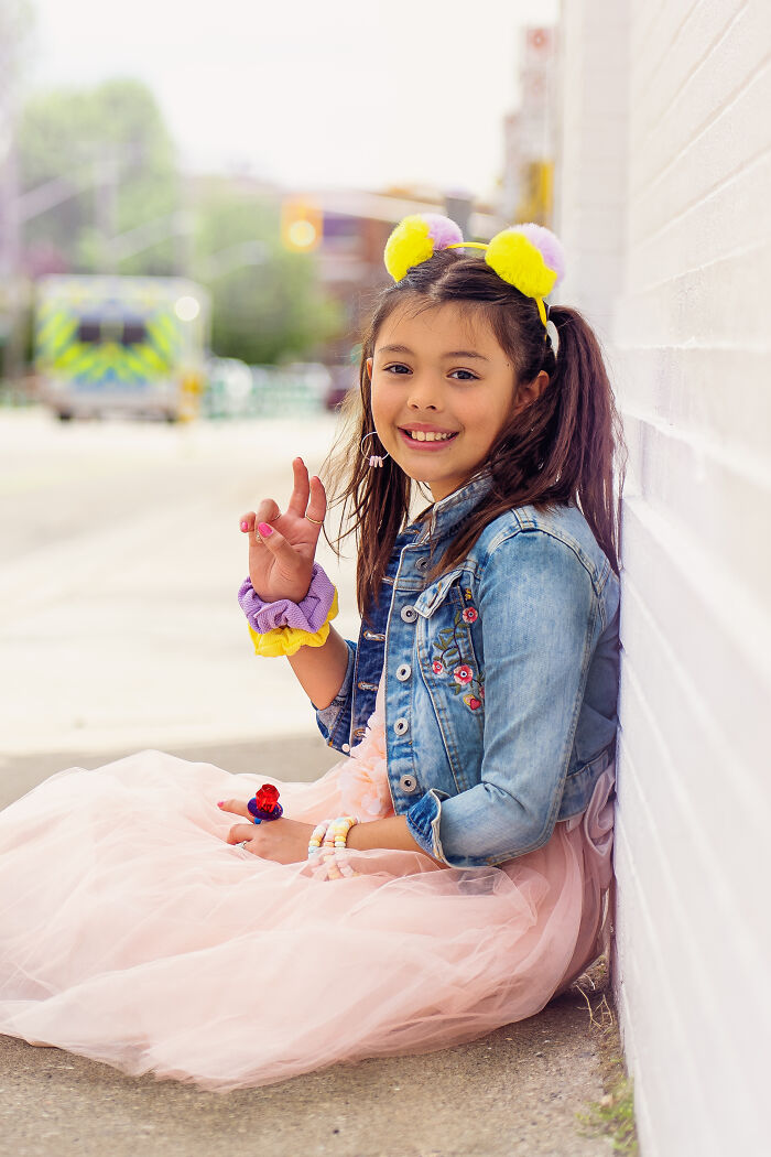 I Love Chasing Kids And Capturing Raw Emotions (12 Pics)