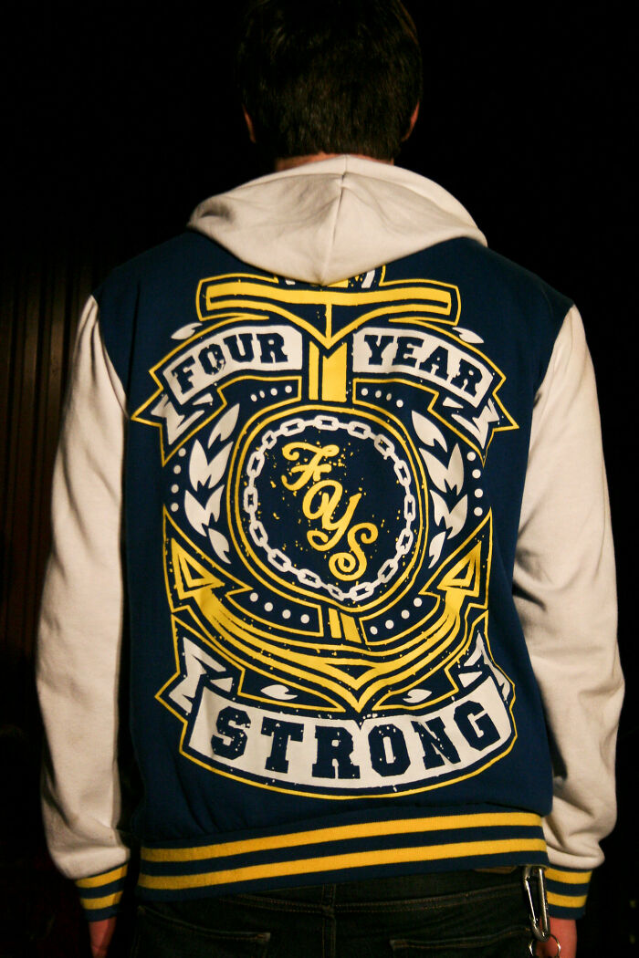 30 Bizarre Situations Women Found Themselves In Because Of Their “Baby Faces”, As Shared In This Online Community