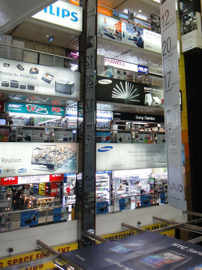 30 Of The Biggest No-Nos When Visiting These Countries, As Shared By Folks In This Online Group