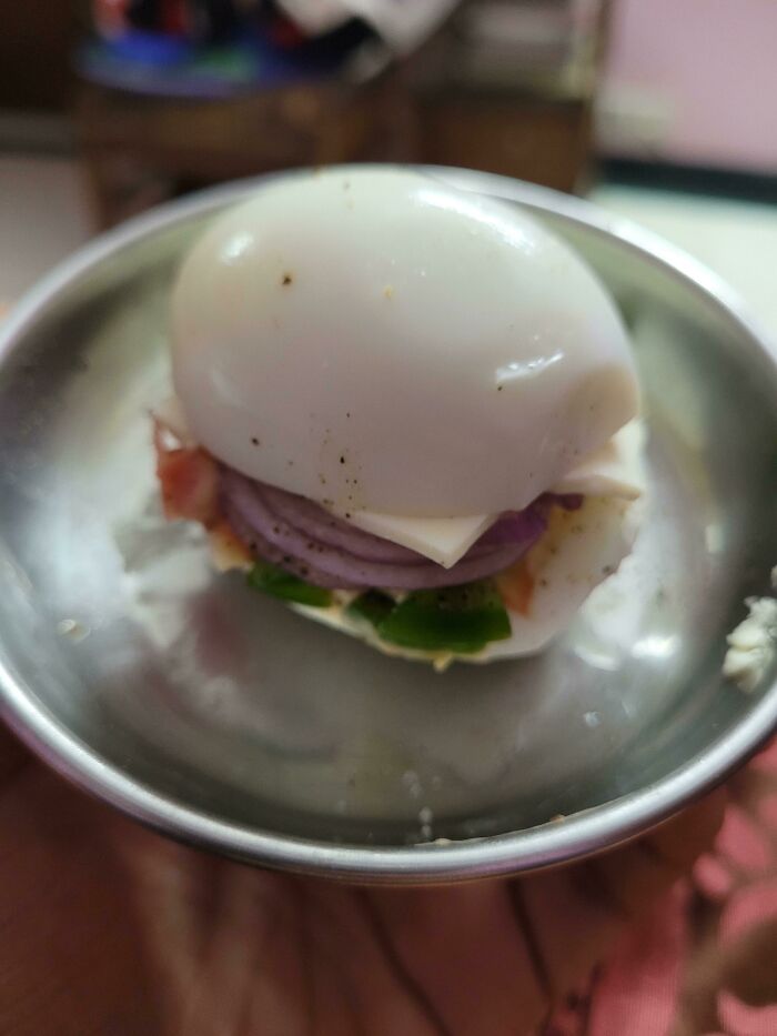 Mi papá me preguntó si quería un sándwich de huevo. Ni siquiera estoy enfadado, esto es una genialidad