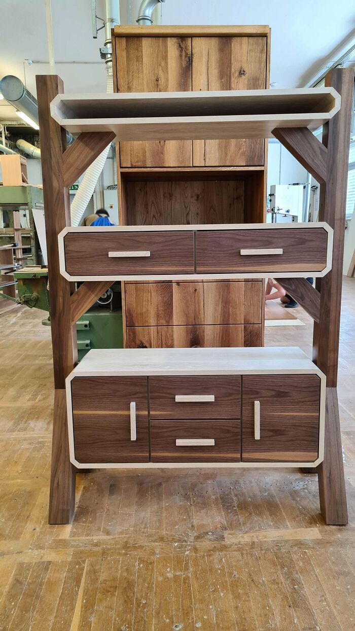 Made This As My First Project In My School. It Took A Long Time To Finnish It But I'm Happy With The Result