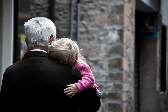 El abuelo que resultó ser un completo estafador