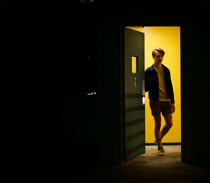 911 Operators Share The Funny And Wild Calls They Couldn't Take With A Straight Face