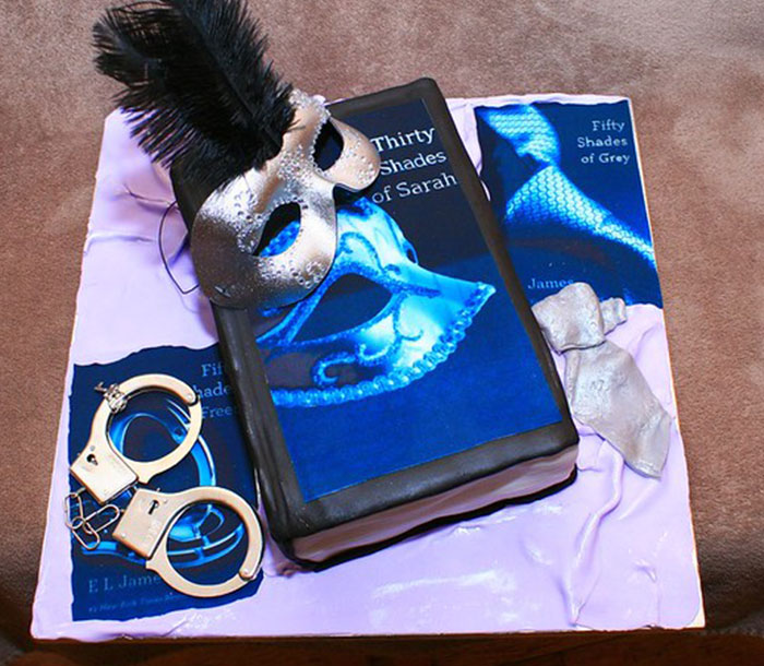 911 Operators Share The Funny And Wild Calls They Couldn't Take With A Straight Face