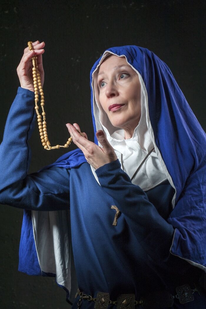 For Years This "Grandmother" From Russia Has Been Enchanting Everyone With Her Incredible Cosplayers