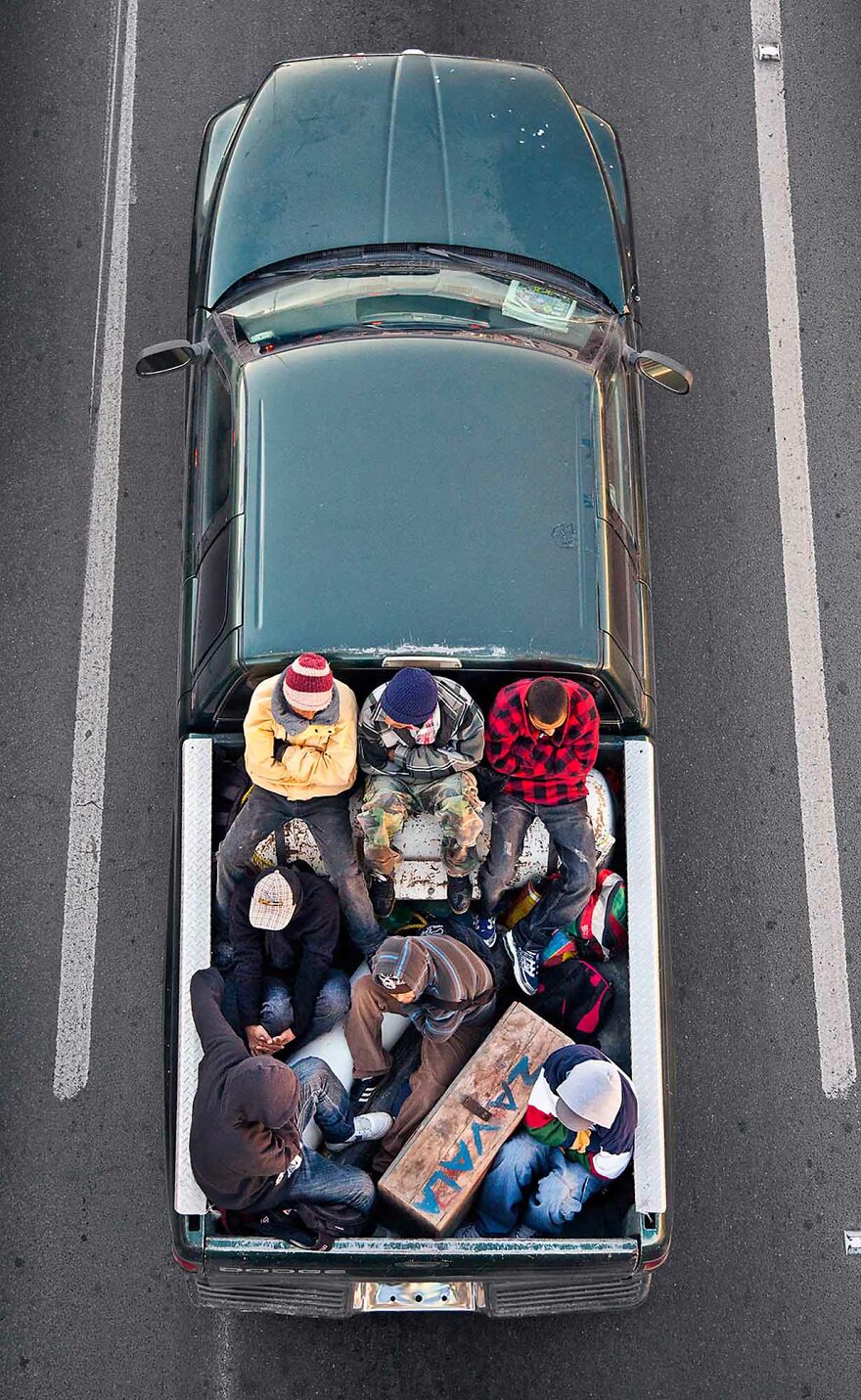 Photographer Shows Carpoolers Journey Across Mexico (87 Pics)