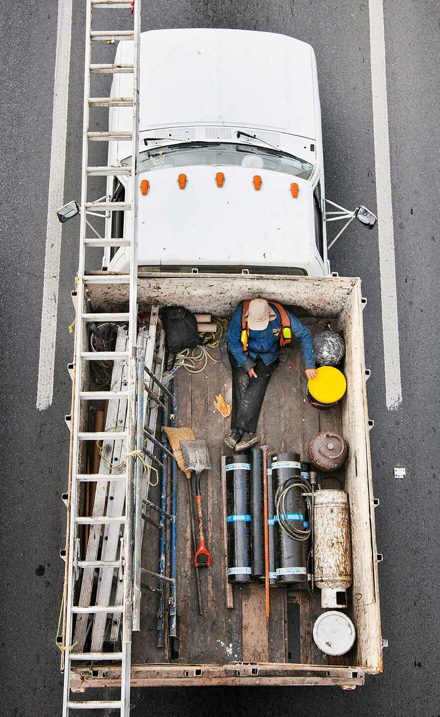 Photographer Shows Carpoolers Journey Across Mexico (87 Pics)