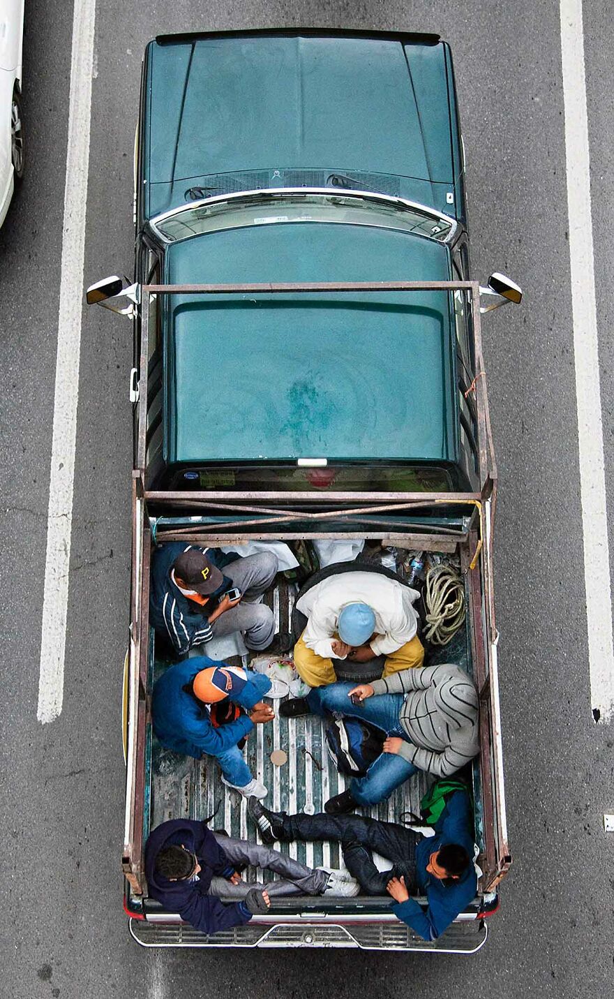 Photographer Shows Carpoolers Journey Across Mexico (87 Pics)
