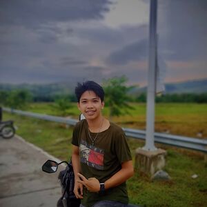 cam8esther